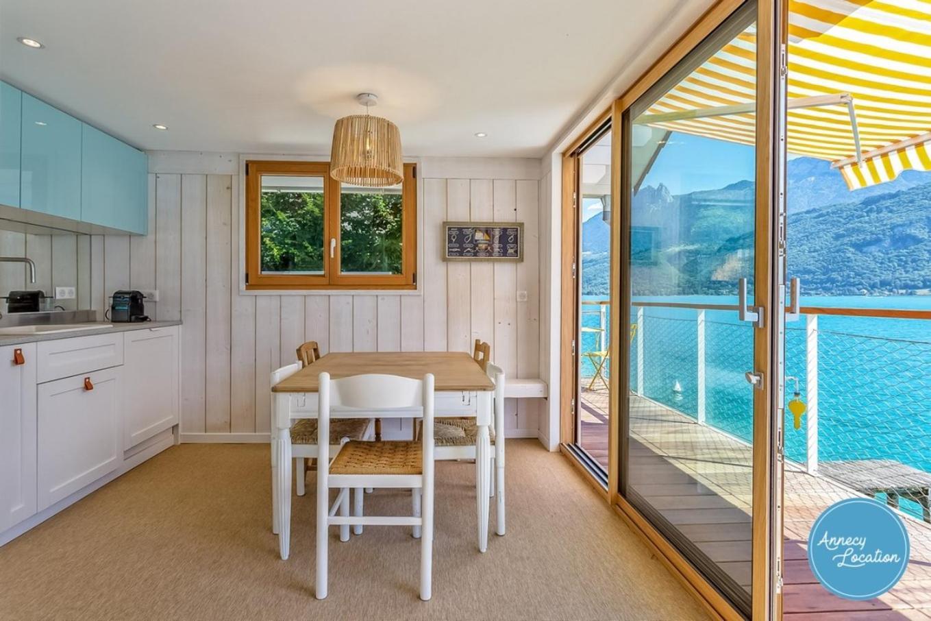 Chalet Coquillage Waterfront Escape On Lake Doussard Esterno foto